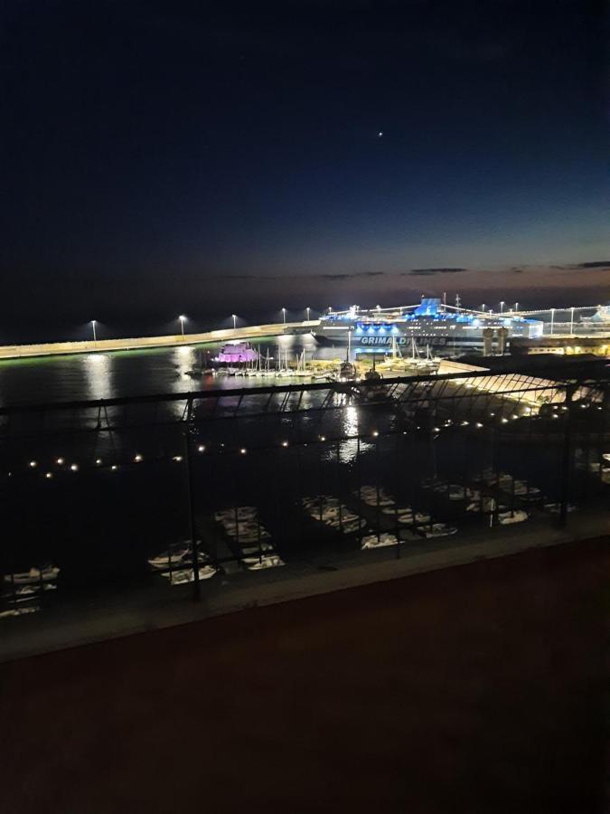 Mare Fuori Apartment Civitavecchia Exteriér fotografie